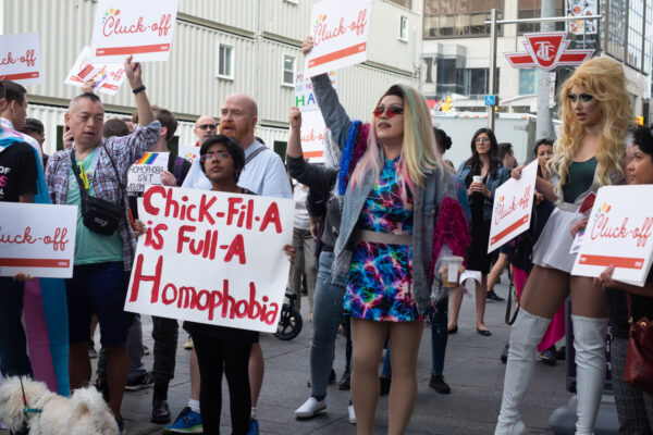 Cluck-off-6919-27 Cluck-off-6919-27